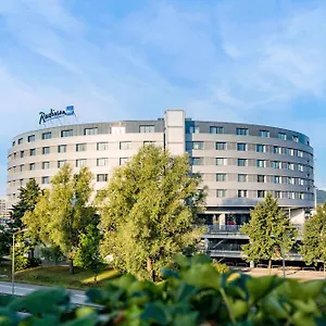 Отель Radisson Blu Hotel, Airport, Гамбург